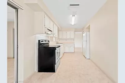 8400 Sunset Strip, Sunrise, FL 33322 - Photo 6