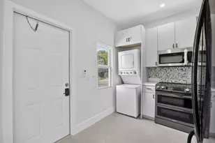 621 NW 3rd Ave, Pompano Beach, FL 33060 - Photo 2