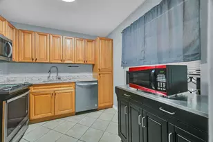 134 S Cypress Rd, Pompano Beach, FL 33060 - Photo 30