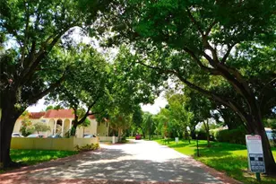 134 S Cypress Rd, Pompano Beach, FL 33060 - Photo 46