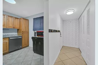 134 S Cypress Road #425, Pompano Beach, FL 33060 - Photo 32