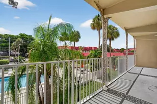 495 SE 8th St, Deerfield Beach, FL 33441 - Photo 6