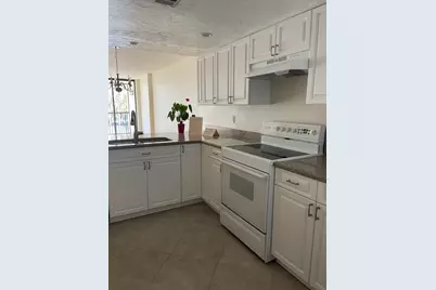14 Royal Palm Way #204, Boca Raton, FL 33432 - Photo 8