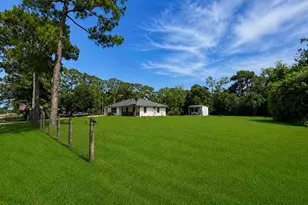 14732 66th St N, Loxahatchee, FL 33470 - Photo 2