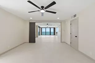 5460 N Ocean Dr, Riviera Beach, FL 33404 - Photo 16