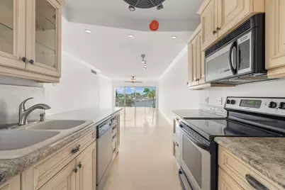 951 Spanish Circle #346, Delray Beach, FL 33483 - Photo 8