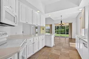 12172 SW Lockhaven Ct, Port Saint Lucie, FL 34987 - Photo 8