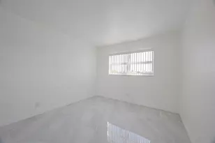 808 SE 7th St, Deerfield Beach, FL 33441 - Photo 12