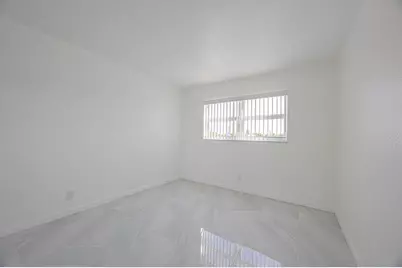 808 SE 7th Street #305, Deerfield Beach, FL 33441 - Photo 12