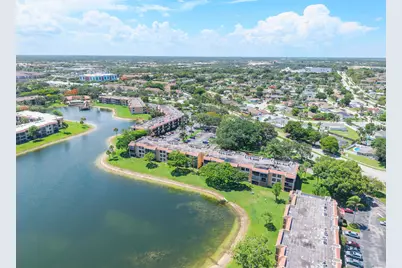 5828 Coral Lake Drive, Margate, FL 33063 - Photo 28