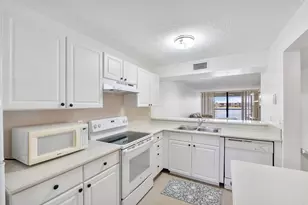 5828 Coral Lake Dr, Margate, FL 33063 - Photo 4