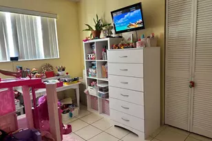 7960 NW 174th St, Hialeah, FL 33015 - Photo 14