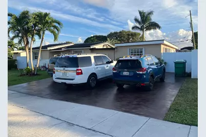 7960 NW 174th Street, Hialeah, FL 33015 - Photo 2