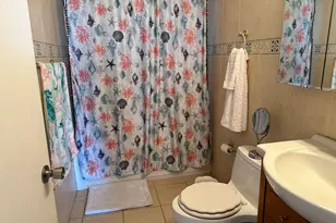 7960 NW 174th St, Hialeah, FL 33015 - Photo 14