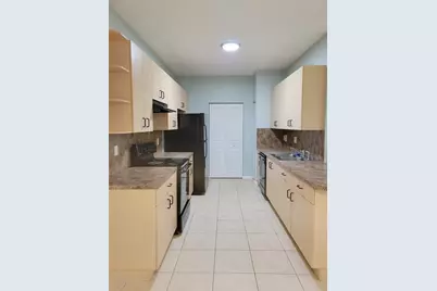 3569 Forest Hill Boulevard #117, Palm Springs, FL 33406 - Photo 6