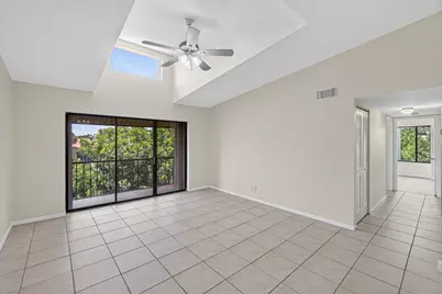 627 Sea Pine Way #A3, Greenacres, FL 33415 - Photo 4