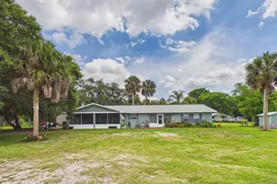 220 SW 67th Dr, Okeechobee, FL 34974 - Photo 2