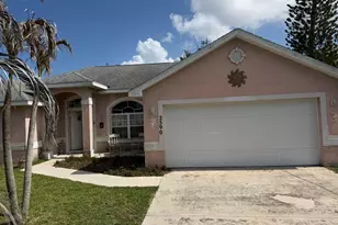 2590 SE South Blackwell Dr, Port Saint Lucie, FL 34952 - Photo 2