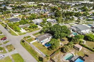 153 Abaco Dr, Palm Springs, FL 33461 - Photo 34