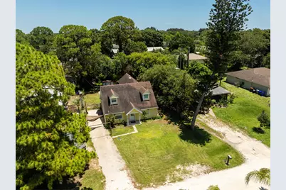 3136 2nd Street, Vero Beach, FL 32968 - Photo 2