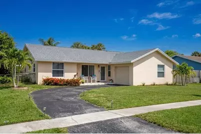 9544 Richmond Circle, Boca Raton, FL 33434 - Photo 2