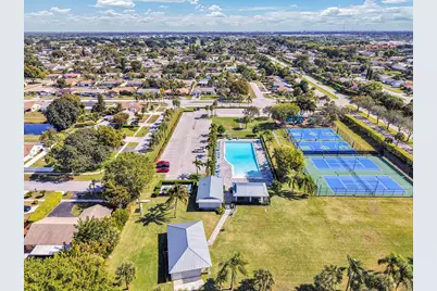 9544 Richmond Circle, Boca Raton, FL 33434 - Photo 4