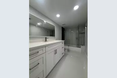 4725 SW 62nd Avenue #103, Davie, FL 33314 - Photo 2