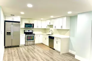 4725 SW 62nd Ave, Davie, FL 33314 - Photo 2