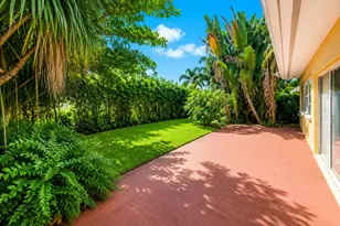 842 Fathom Rd W, North Palm Beach, FL 33408 - Photo 8