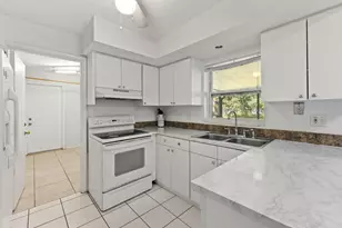 276 NE Summer Rd, Port Saint Lucie, FL 34983 - Photo 6