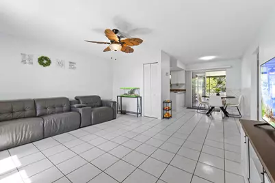 276 NE Summer Road, Port Saint Lucie, FL 34983 - Photo 4