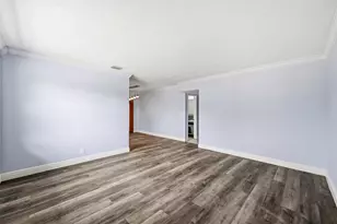 4401 NW 33rd St, Lauderdale Lakes, FL 33319 - Photo 8