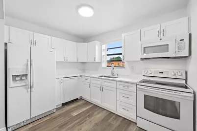 4401 NW 33rd Street, Lauderdale Lakes, FL 33319 - Photo 4