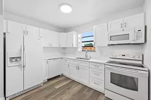 4401 NW 33rd St, Lauderdale Lakes, FL 33319 - Photo 4