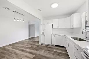 4401 NW 33rd St, Lauderdale Lakes, FL 33319 - Photo 6