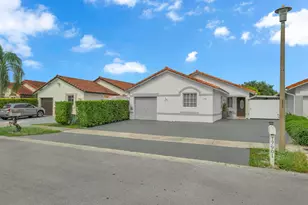 17901 SW 144th Ave, Miami, FL 33177 - Photo 1