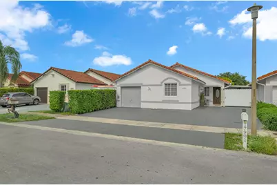 17901 SW 144th Avenue, Miami, FL 33177 - Photo 2