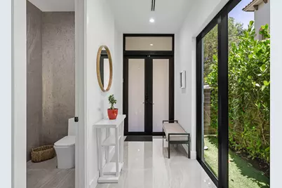 1123 NE 12th Avenue #A, Fort Lauderdale, FL 33304 - Photo 8