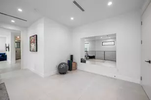 1123 NE 12th Ave, Fort Lauderdale, FL 33304 - Photo 24