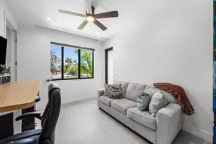 1123 NE 12th Ave, Fort Lauderdale, FL 33304 - Photo 40