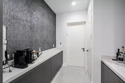 1123 NE 12th Avenue #A, Fort Lauderdale, FL 33304 - Photo 14