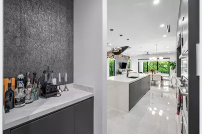 1123 NE 12th Avenue #A, Fort Lauderdale, FL 33304 - Photo 14