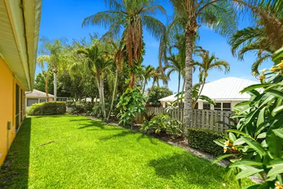 426 NE Vanda Terrado, Jensen Beach, FL 34957 - Photo 22