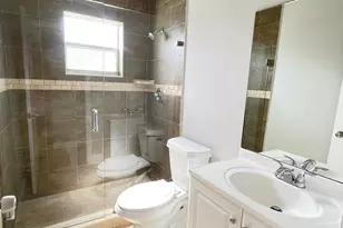 174 Burgundy D Ave, Delray Beach, FL 33484 - Photo 4
