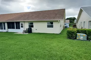 5261 Crystal Anne Dr, West Palm Beach, FL 33417 - Photo 4