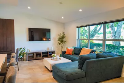 2807 SW 13th Court, Deerfield Beach, FL 33442 - Photo 8