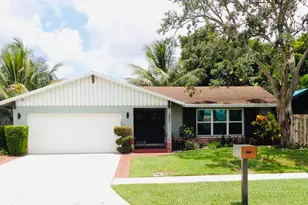 2807 SW 13th Ct, Deerfield Beach, FL 33442 - Photo 2