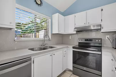 501 NW 132nd Terrace, Plantation, FL 33325 - Photo 14