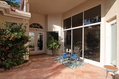 10726 Greenbriar Villa Drive, Lake Worth, FL 33449 - Photo 8