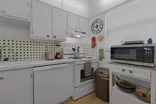 6870 Royal Palm Blvd, Margate, FL 33063 - Photo 10